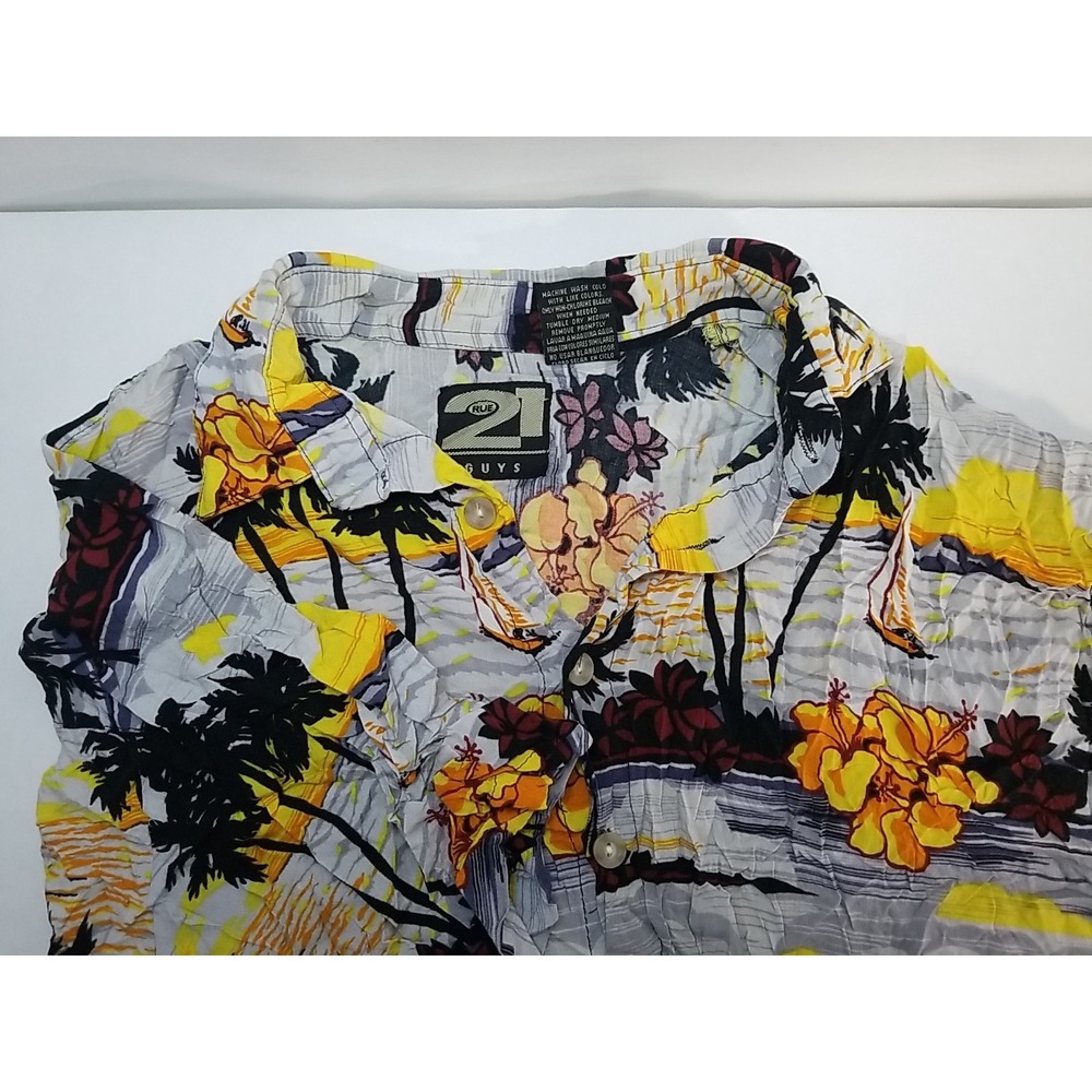 rue21 Guys Shirt Mens Small Hawaiian Short Sleeve Button Up‎ Floral Rayon Gray